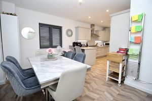 Kitchen/Diner- click for photo gallery